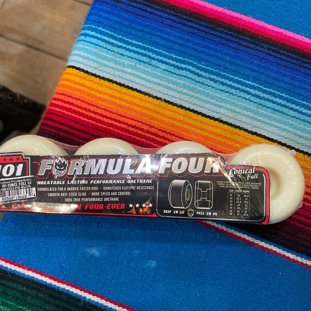 Spitfire Formula Four 101A ウィール 4個入り53mm