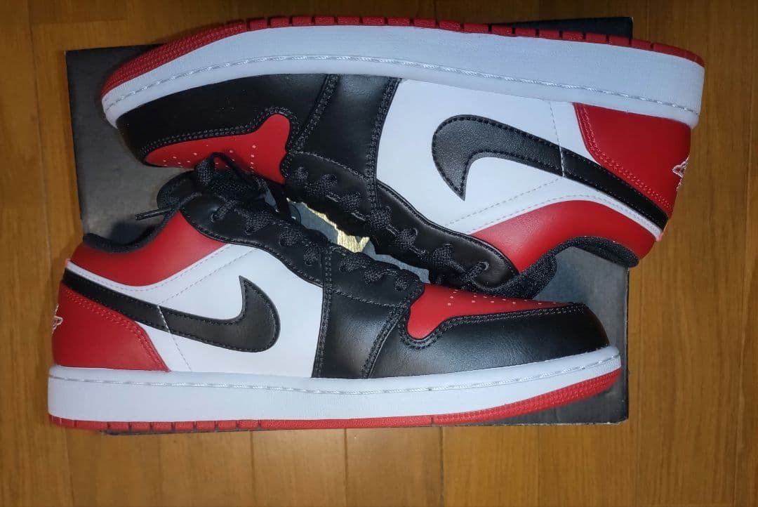 ナイキ　AIR JORDAN 1 LOW