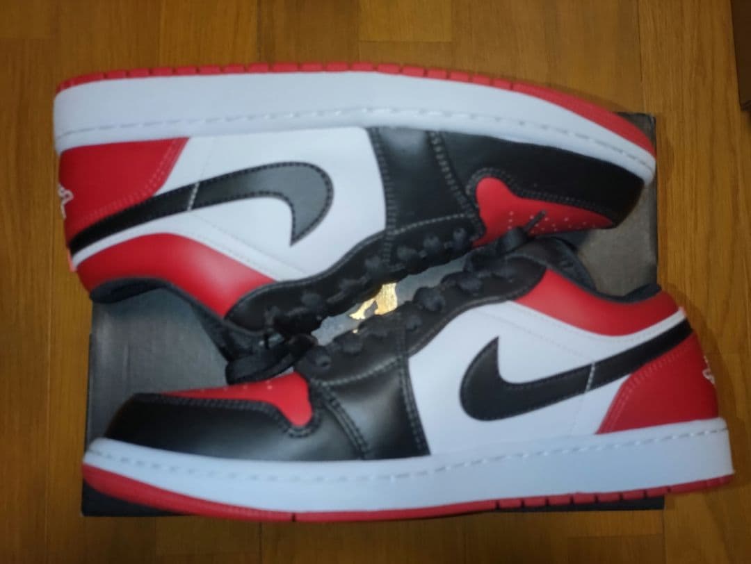 ナイキ　AIR JORDAN 1 LOW