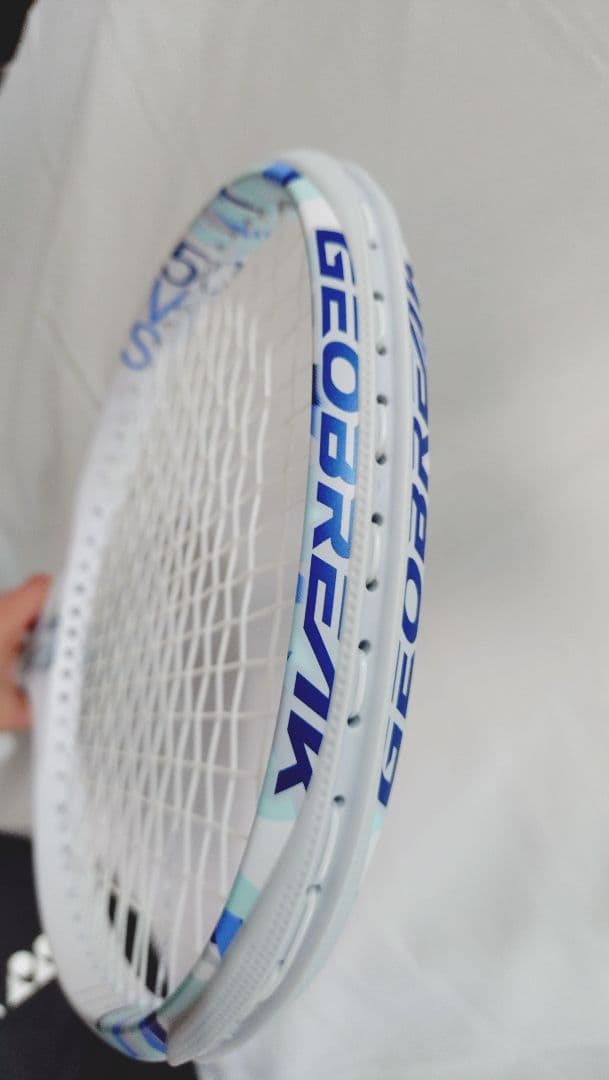 ヨネックス　ジオブレイク50VS YONEX GEOBREAK