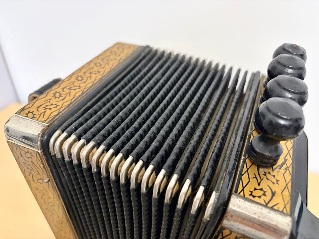 HOHNER WIENER 114 C調 ダイアトニック アコーディオン
