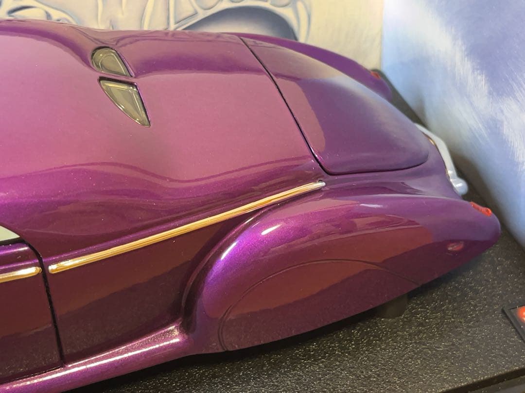 ホットウィール リンカーン ゼファー 1/18