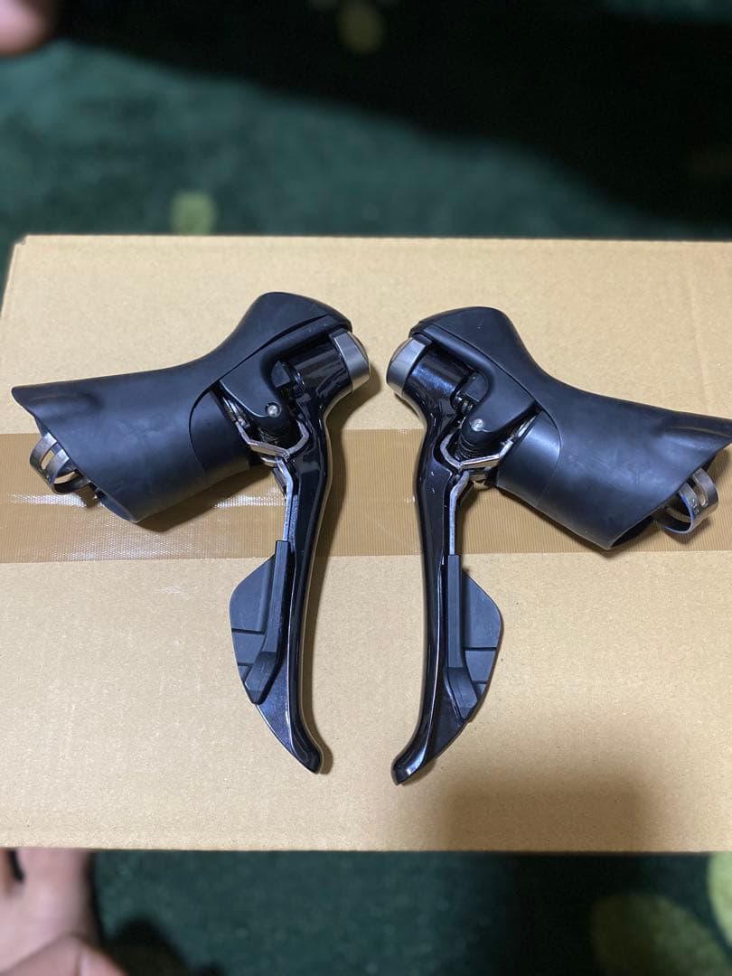 Shimano 105 シフター ペア ブラック
