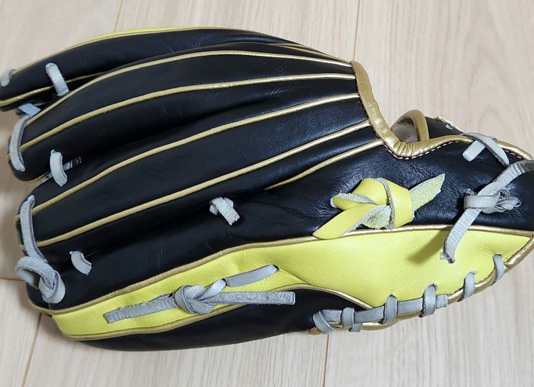 ウィルソン(Wilson) 内野手用グラブ 右投げ