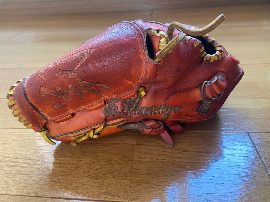 左利き、硬式用　オーダーグラブ（購入時46,000円）