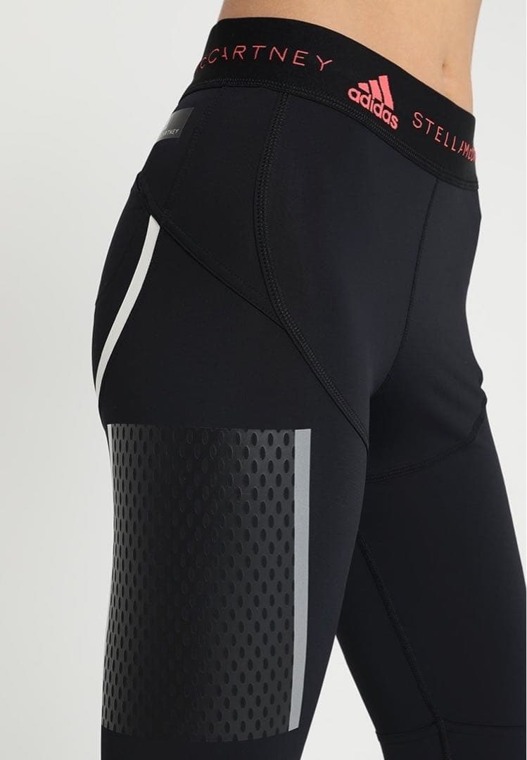 新品タグ付きadidas×ステラマッカートニー レギンス　定価16,000
