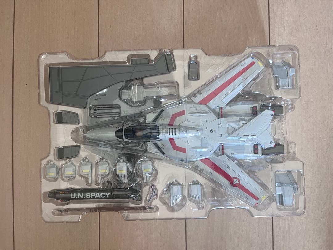 DX超合金 VF-1J ＋アーマードパーツセット【未使用品】