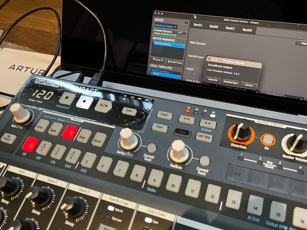 Arturia DRUMBRUTE IMPACT 本体 箱 ドラムマシン