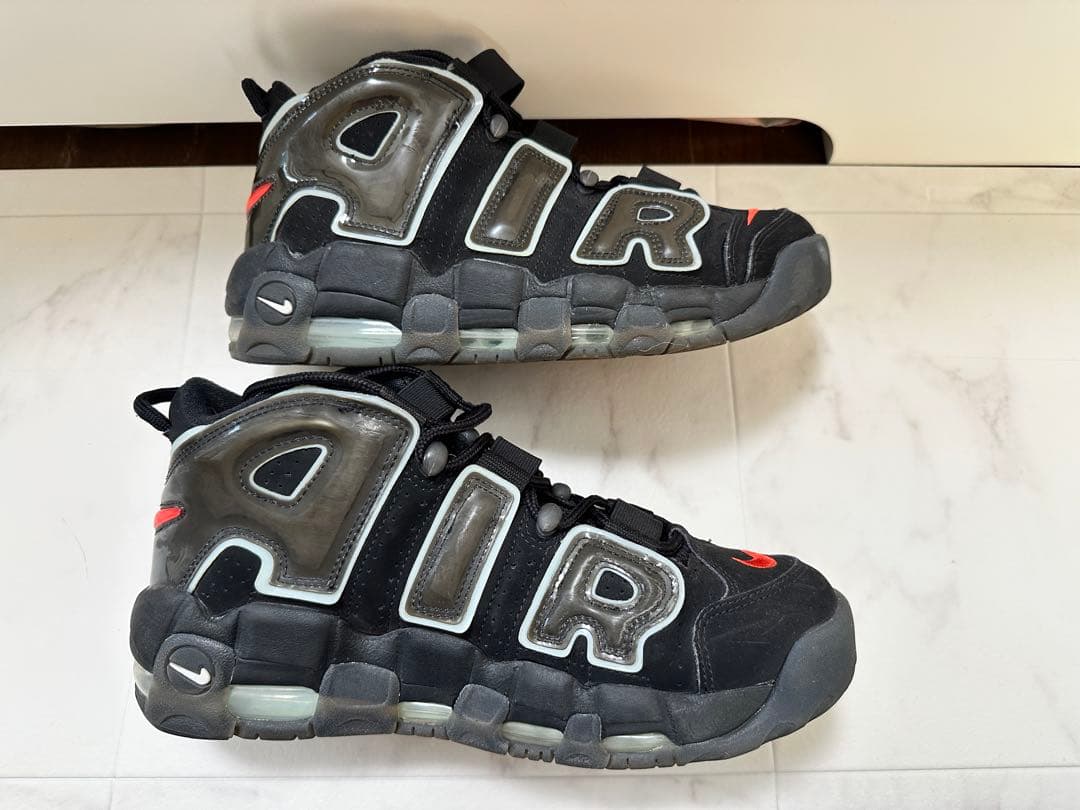 Air More Uptempo Made You Look モアアップテンポ