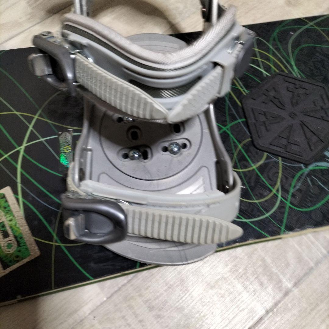 SALOMON サロモン　スノーボード板　スノーボードセット