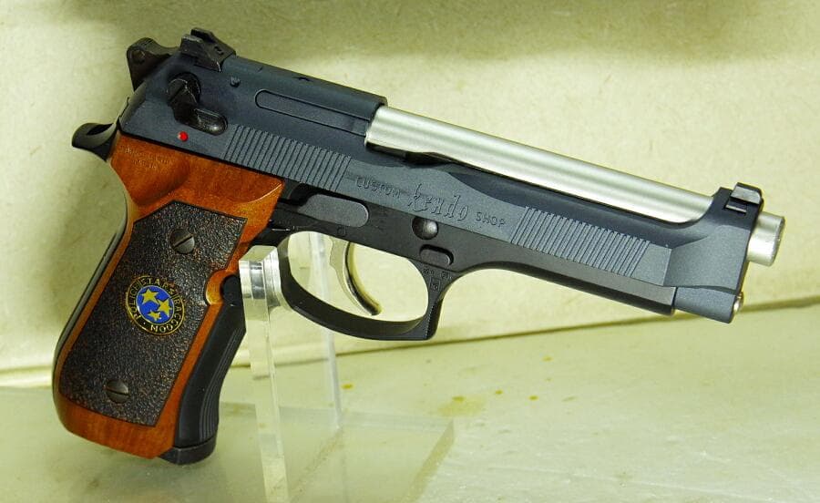 東京マルイ バイオハザード サムライエッジ改 M92F クリスレッドフィールド
