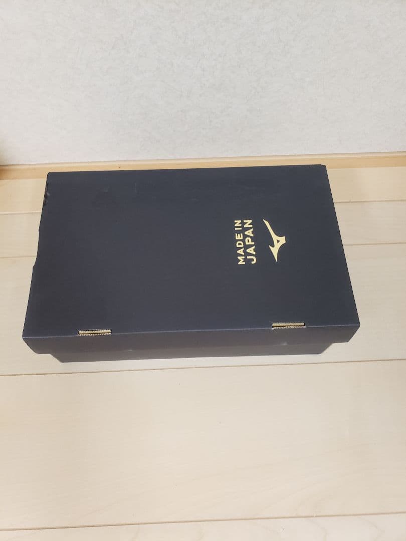 新品 ミズノ 陸上シューズ クロノディスト7(陸上競技)軽量 27.5cm