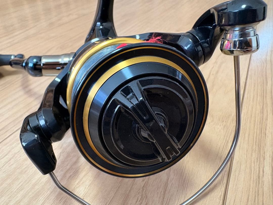 シマノ スフェロスSW8000HGスピニングリール
