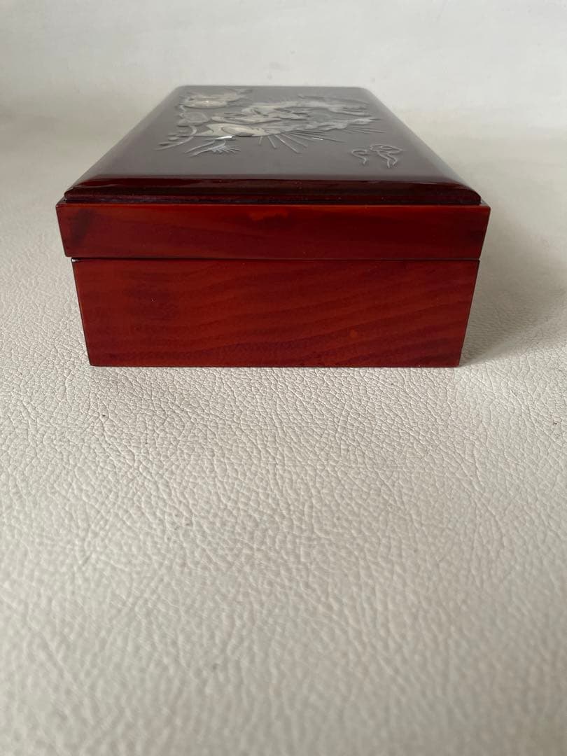 螺鈿細工 宝石箱 腕時計 ・ ジュエリーボックス 財宝発見図 中古美品