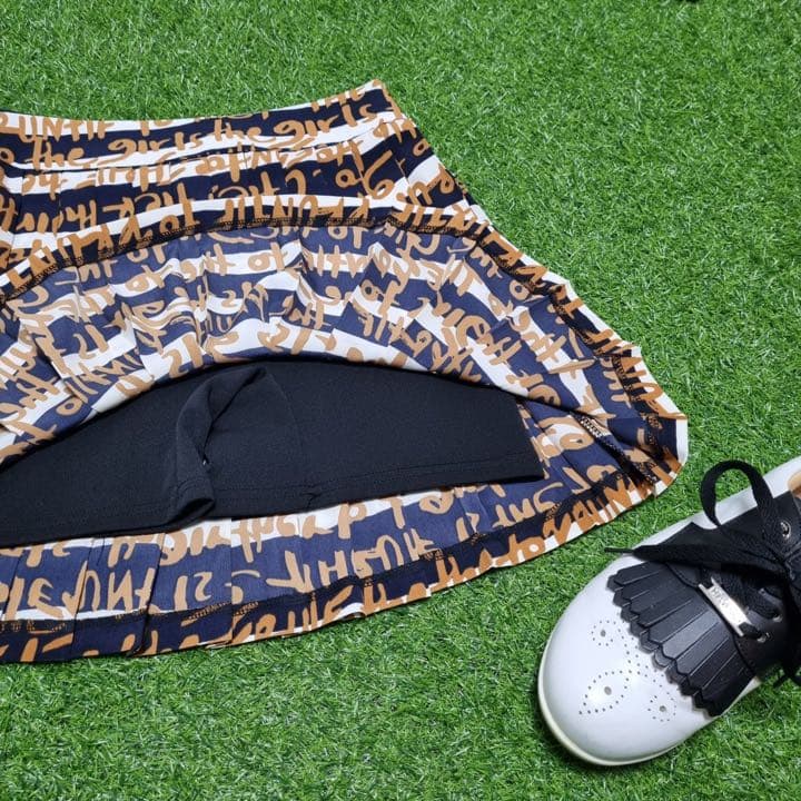 【新品】レディースゴルフウェア　プリーツスカート　韓国　海外