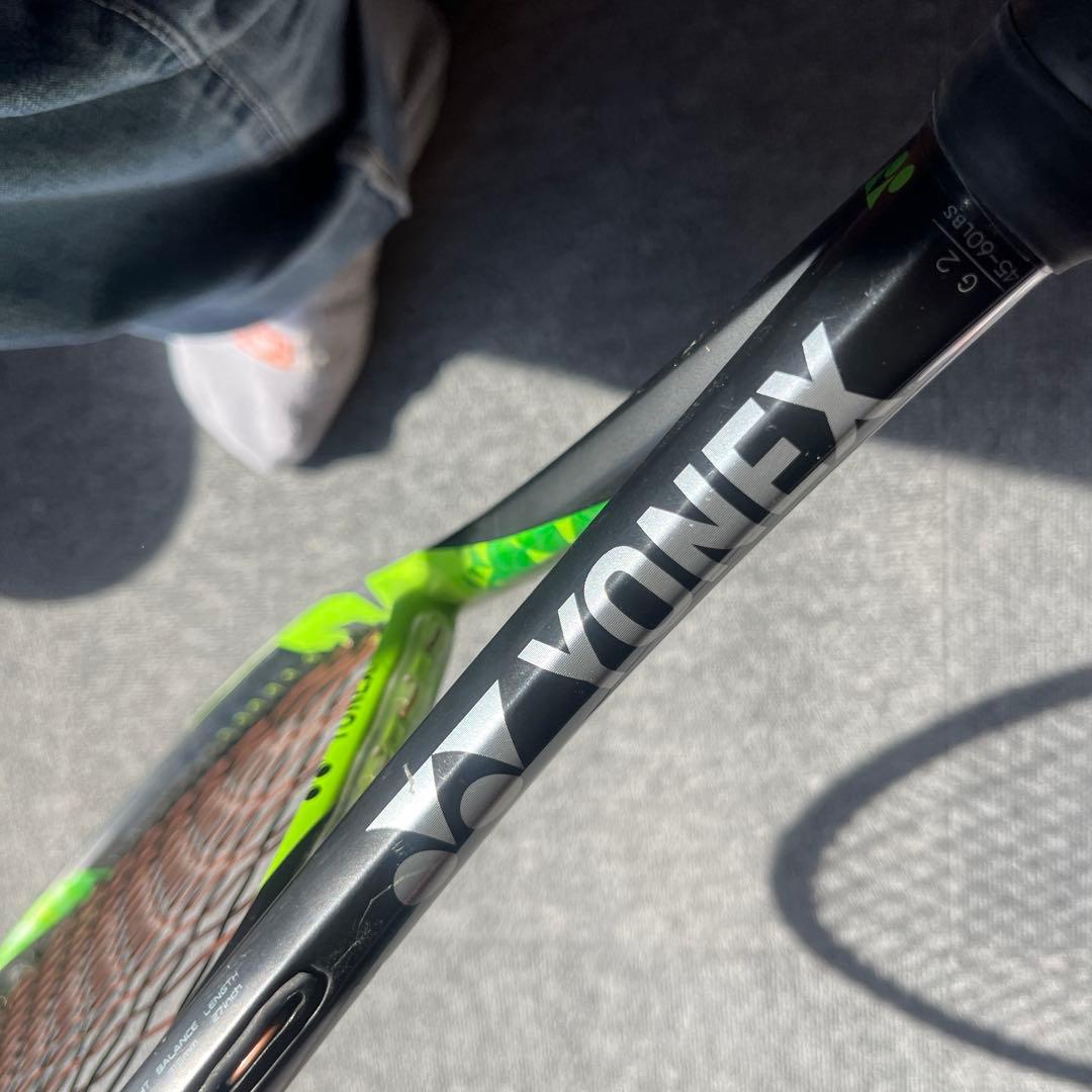 YONEX EZONE 98 イーゾーン98 テニスラケット 305g