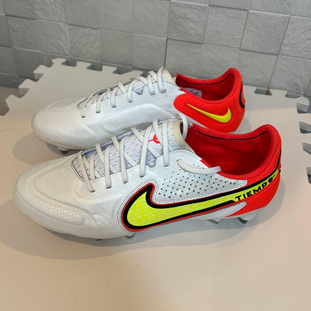最終値引きNike ティエンポレジェンド 9 SG 取り替え式