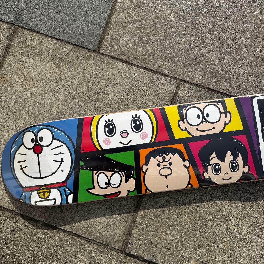マジカルモッシュミスフィッツドラえもん スケボーデッキ8inch
