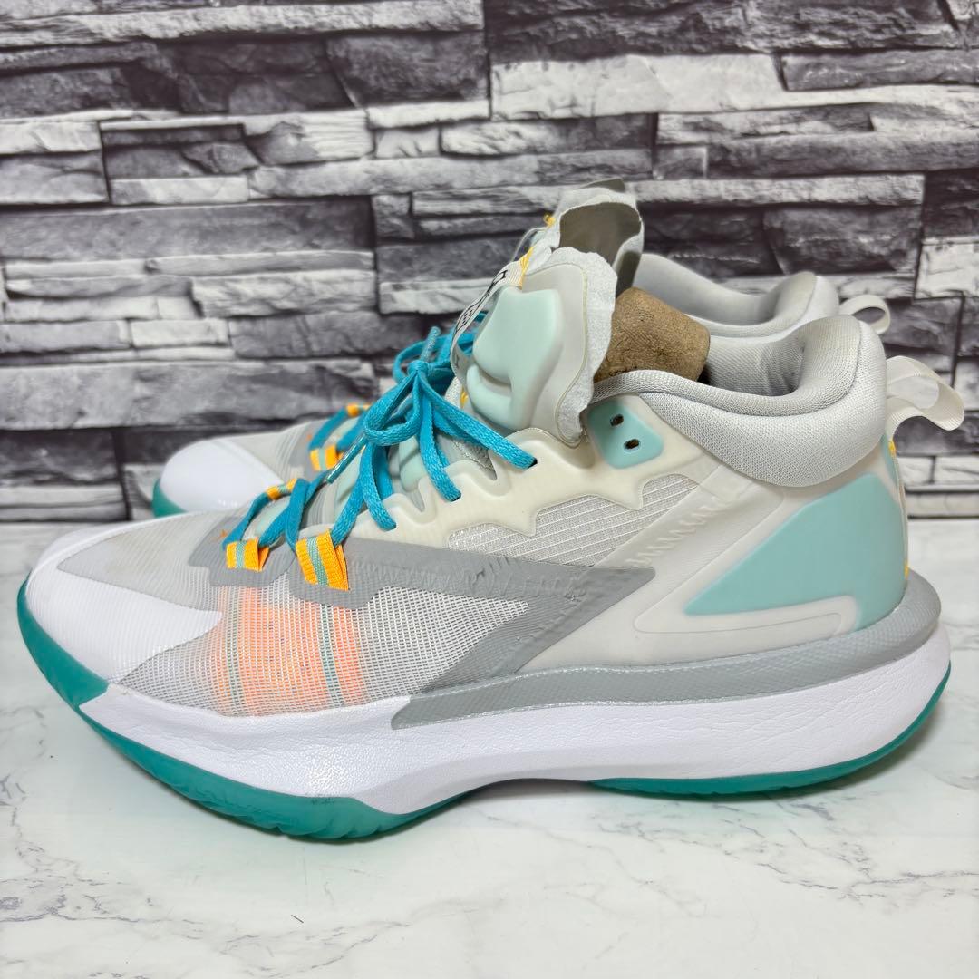 【NIKE JORDAN】ザイオン１ハイカットスニーカー　ホワイト