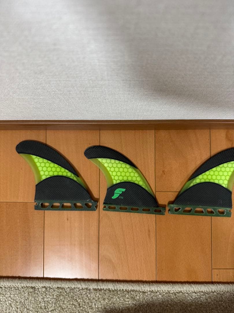 フューチャーtechflex サーフボードフィン 3枚セット