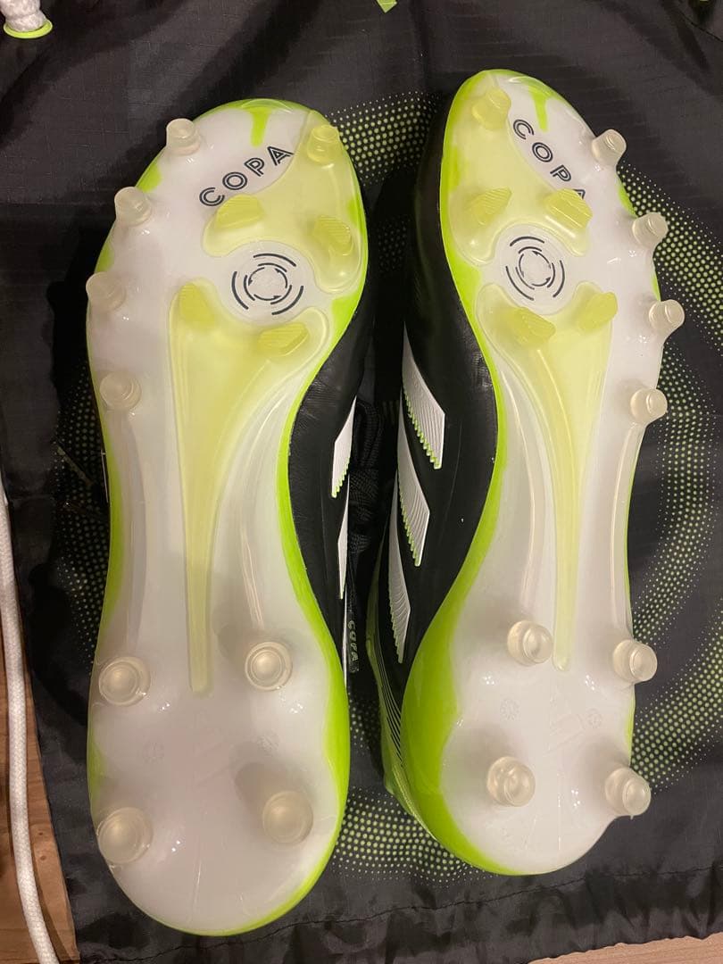 新品未使用　adidas コパ ピュア 3 ELITE AG スパイク　25.5