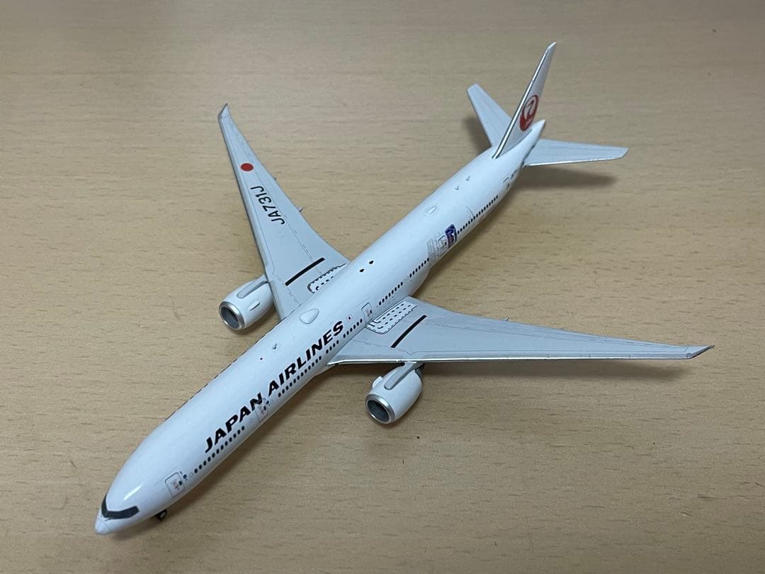 【希少】Phoenix JAL B777-300ER JA731J 1/400
