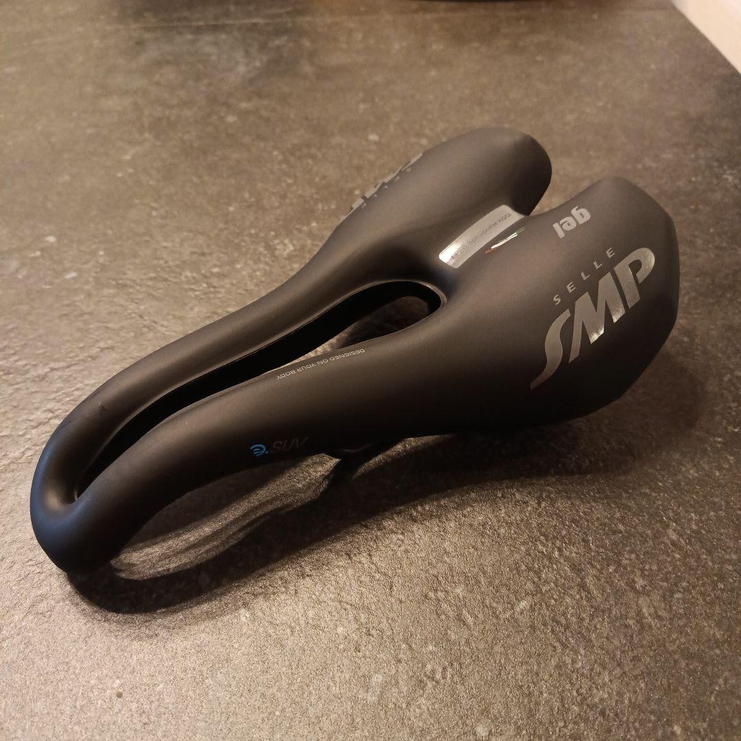 Selle SMP E-SUV gel ブラック サドル