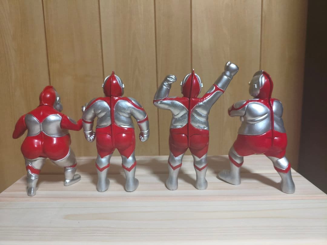 デブトラマン　ソフビ　4体セット