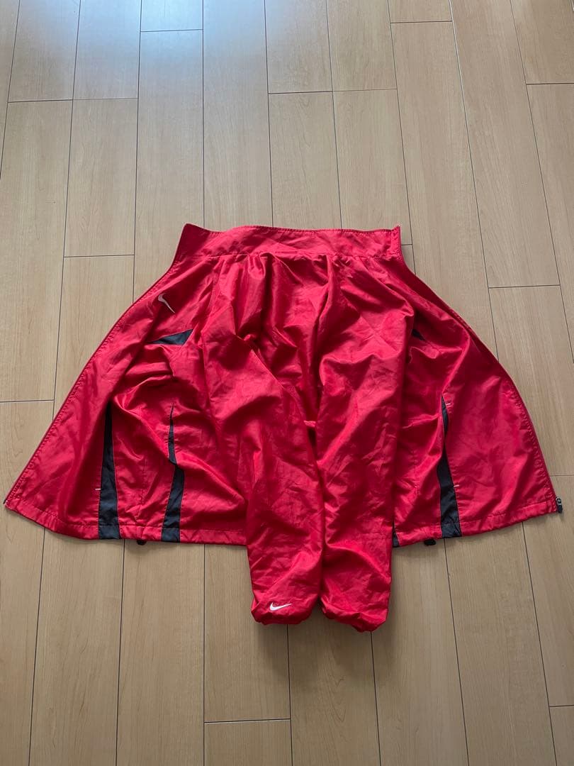 ナイキ NIKE ウインドブレーカー上下 赤黒 メンズ Lサイズ