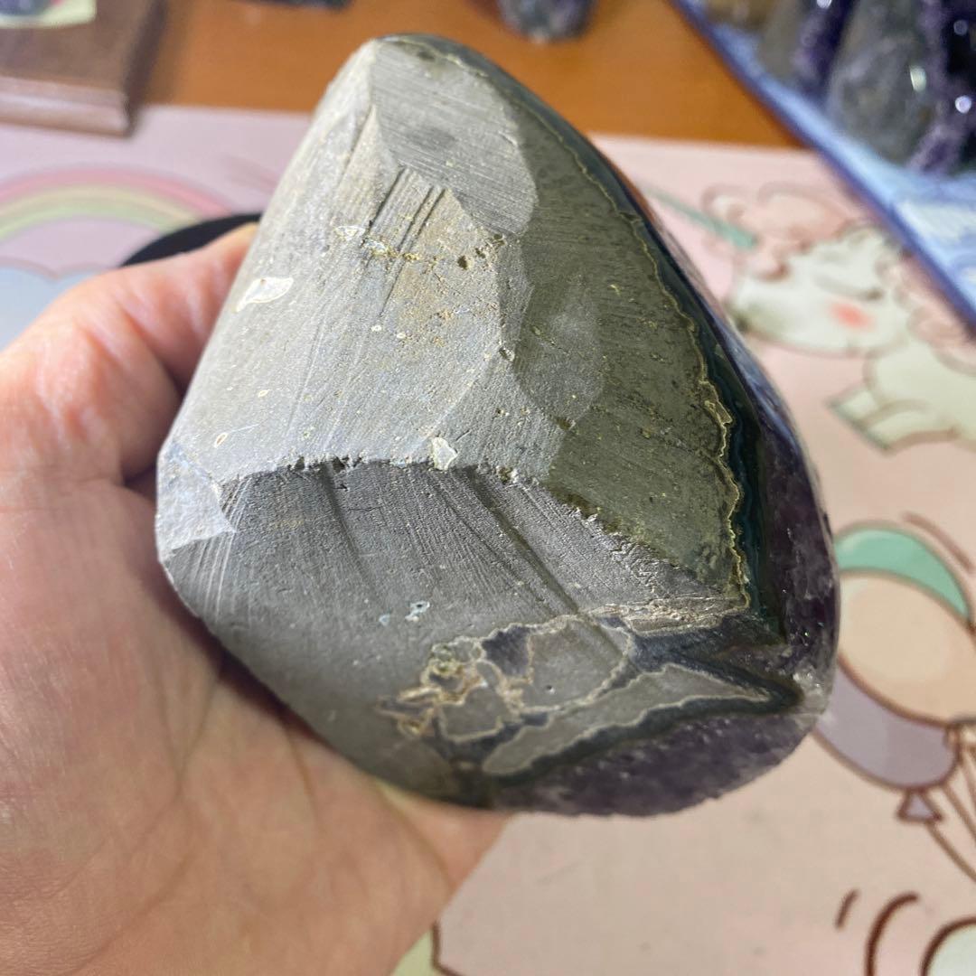 【極上】ウルグアイ超大体アメジストクラスター原石（幸運水晶）天然紫水晶