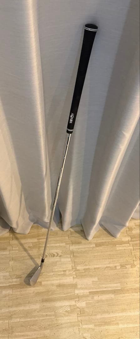 本間（HONMA ）Tour V World 4番アイアン