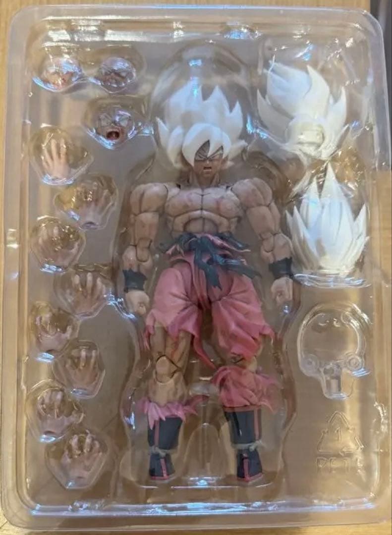 ゴ*助様 開封済み　shfiguarts ゲンキダマツリ　孫悟空