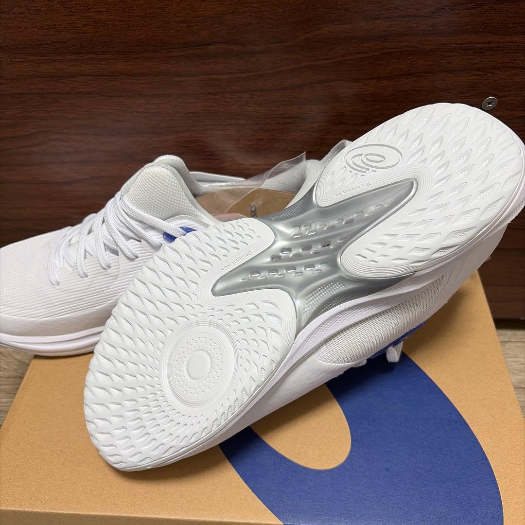 ASICS GLIDE NOVA FF 4バスケットシューズ/ ホワイト/ブルー