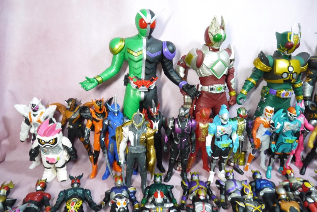 ライダーヒーローシリーズ　ビッグソフビフィギュア　仮面ライダー　ソフビ108体