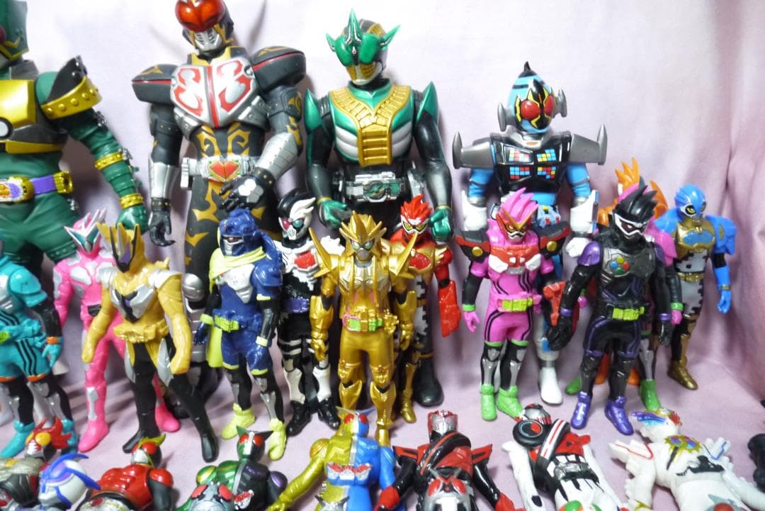 ライダーヒーローシリーズ　ビッグソフビフィギュア　仮面ライダー　ソフビ108体