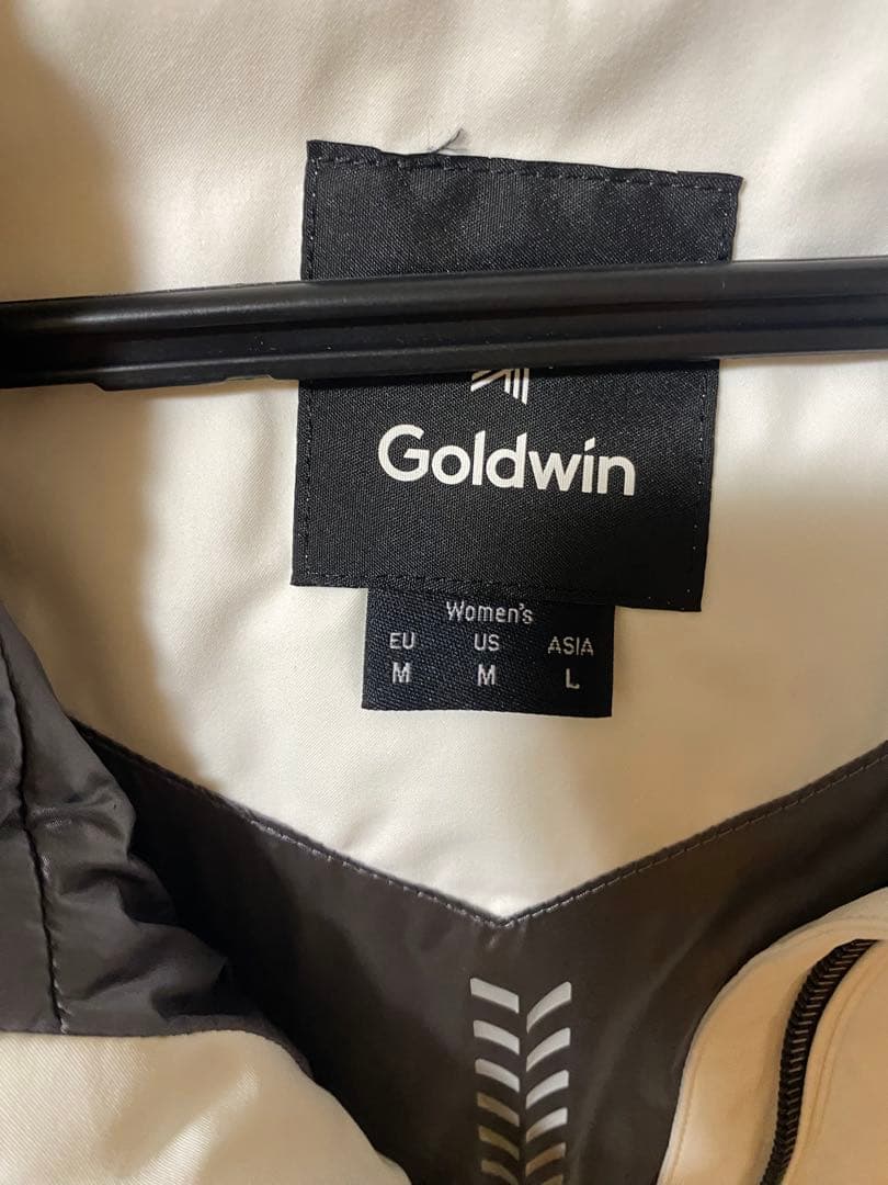 Goldwin ホワイト スキーウェア　 ダウンジャケット フード付き