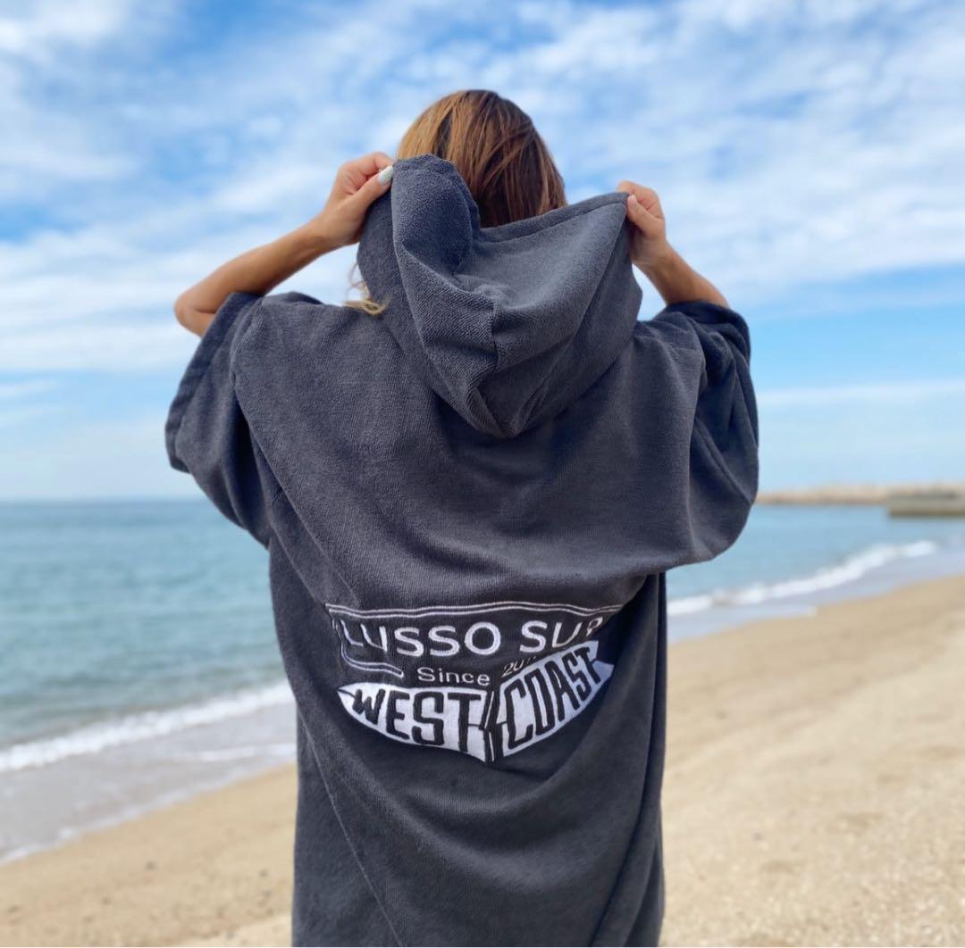 秋のサーフィンに　LUSSO SURF お着替えポンチョ　グレー⭐︎送料込み