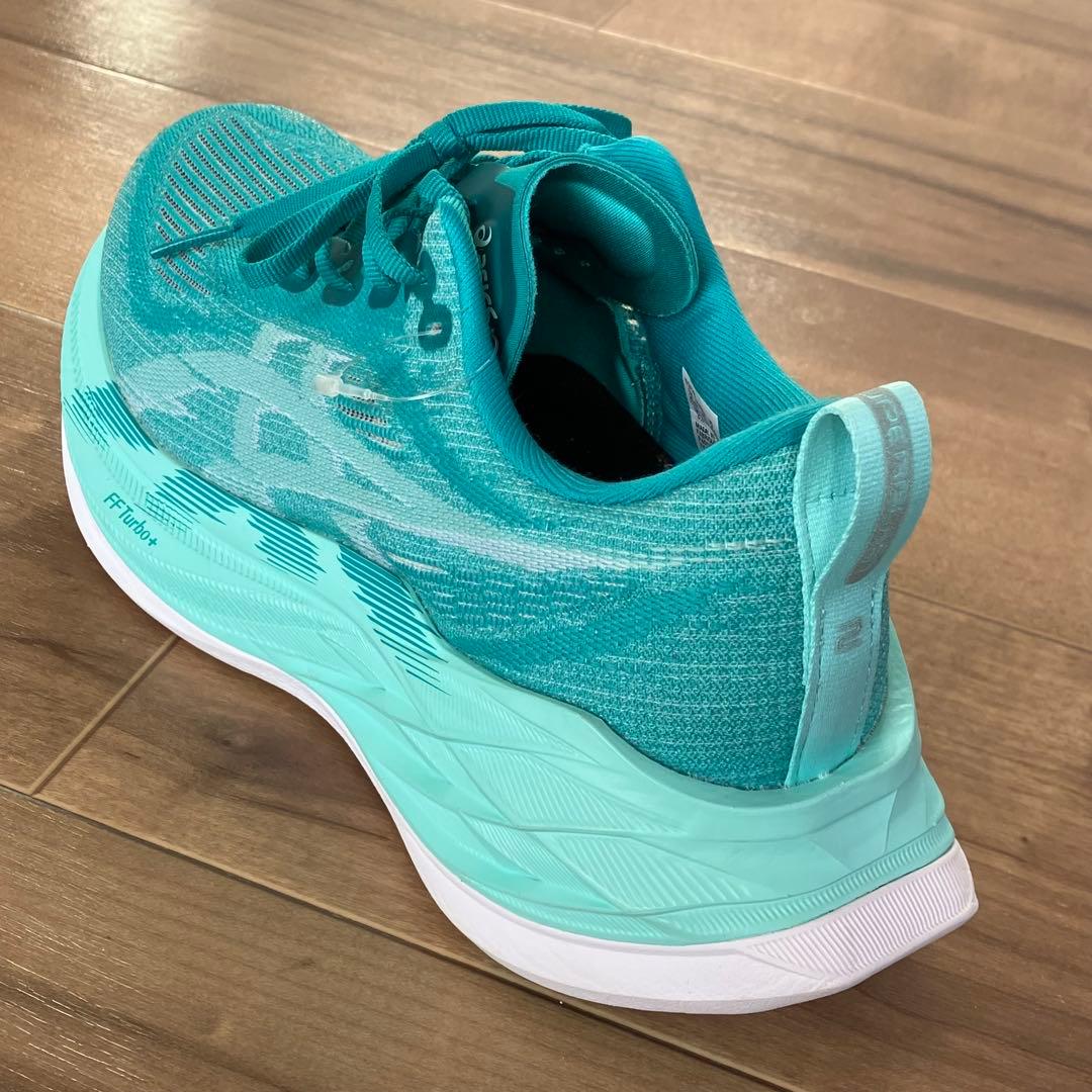 【美品】　ASICS　アシックス　SUPERBLAST 2　ランニングシューズ