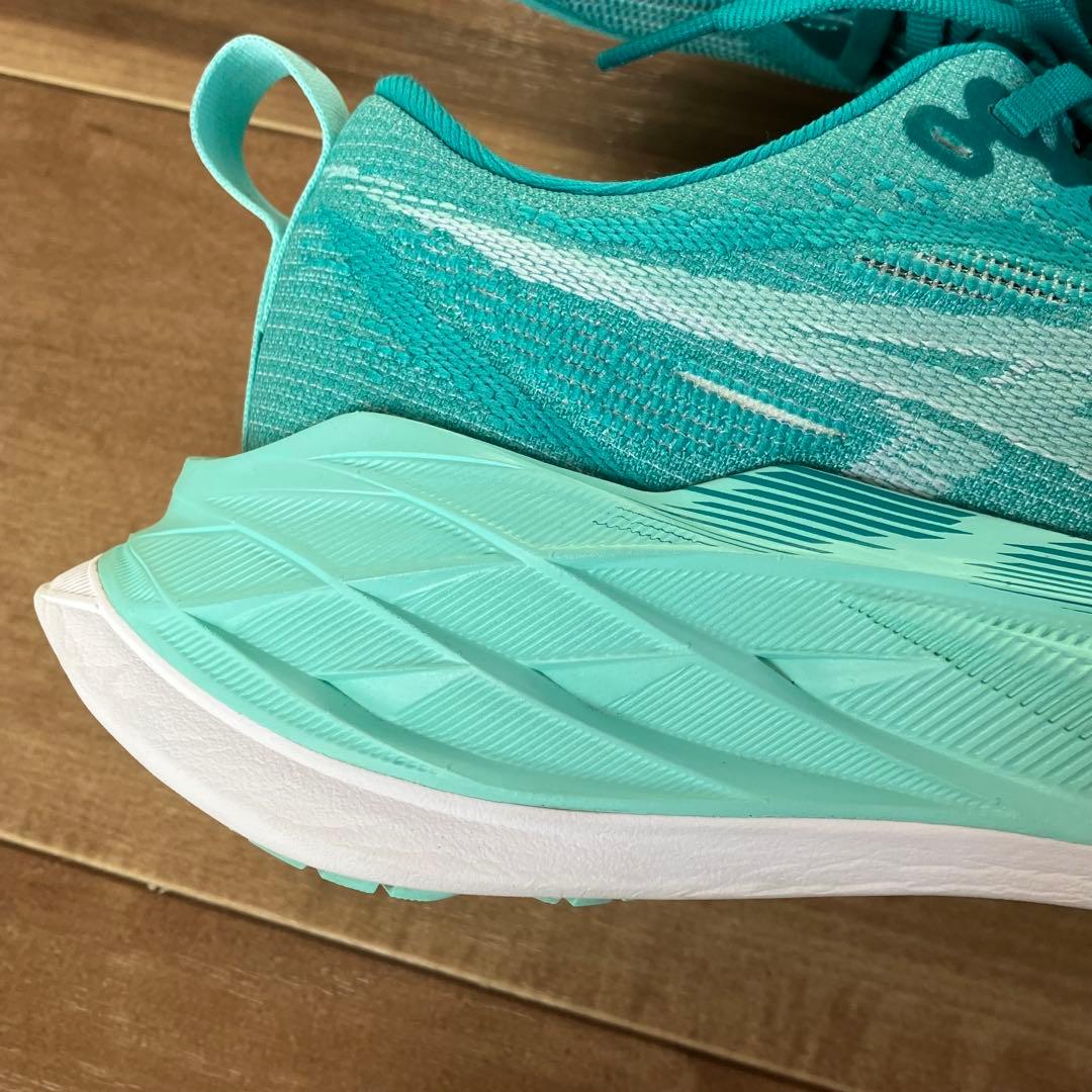 【美品】　ASICS　アシックス　SUPERBLAST 2　ランニングシューズ