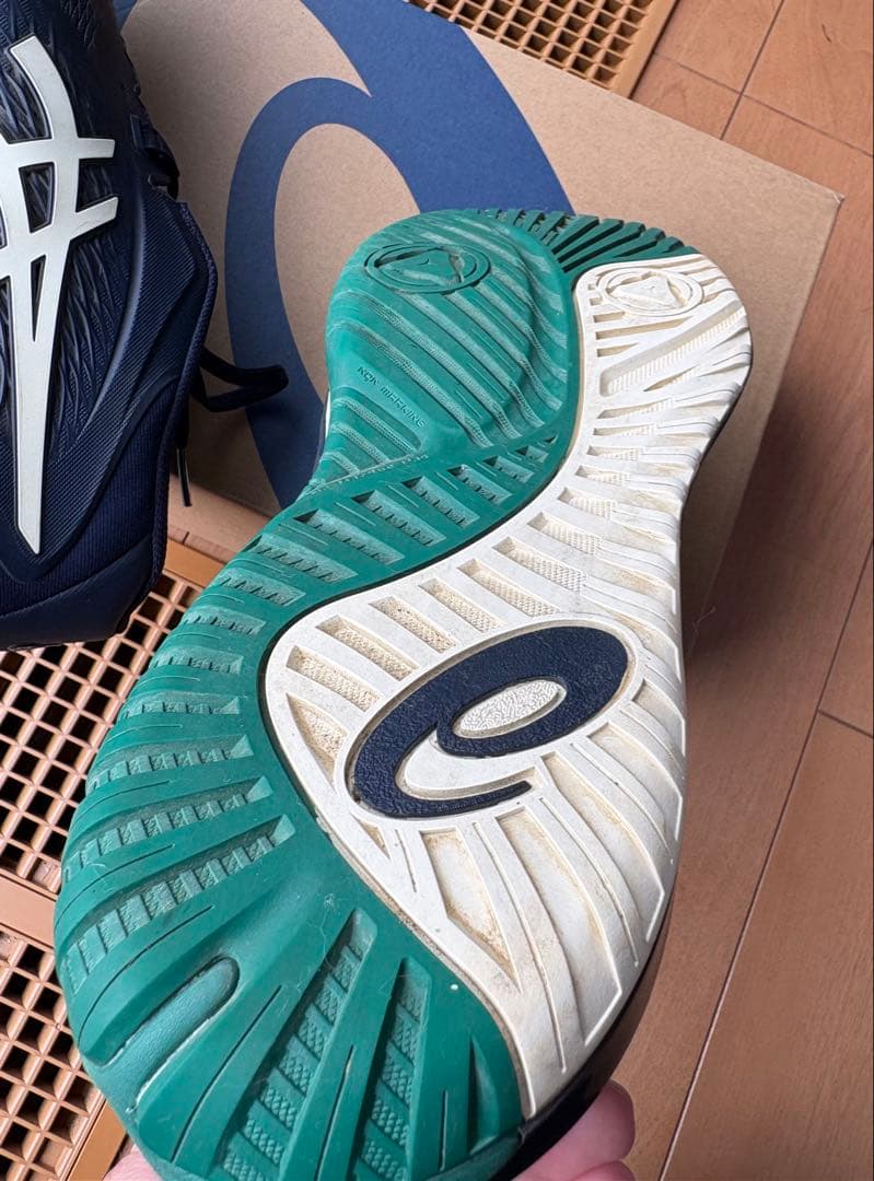 （美品）ASICS GEL-RESOLUTION X WIDE 27.5cm