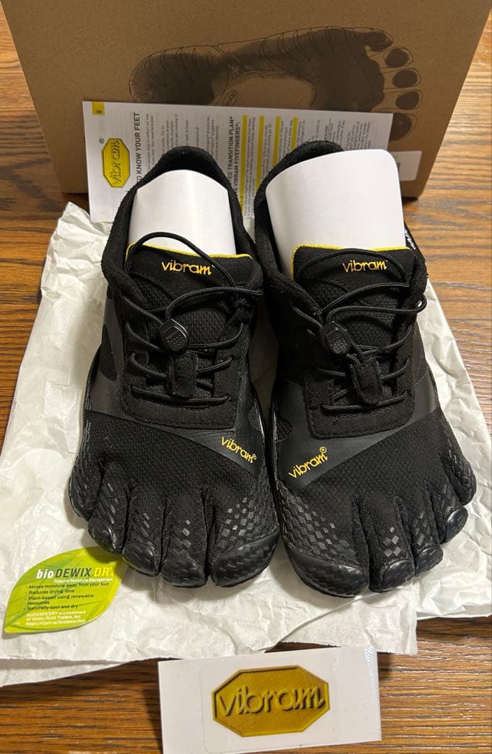Vibram ビブラム　ファイブフィンガーズ