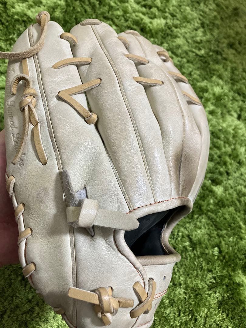 ZETTネオステイタス軟式グローブ 源田モデル