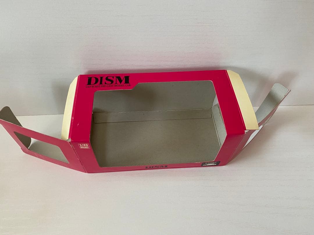 DISM 1/43 Y30 セドリックバン 後期型 1995