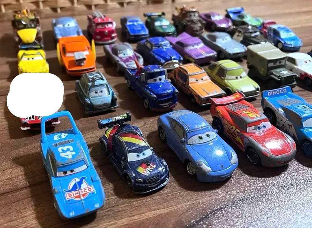カーズ　ミニカー&シーシング収納ケース