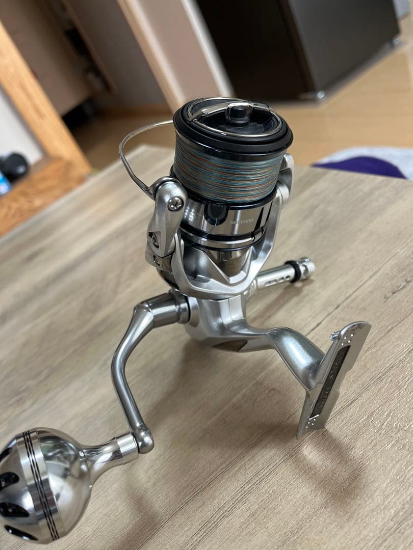 シマノ　shimano 19 ストラディック 3000MHG