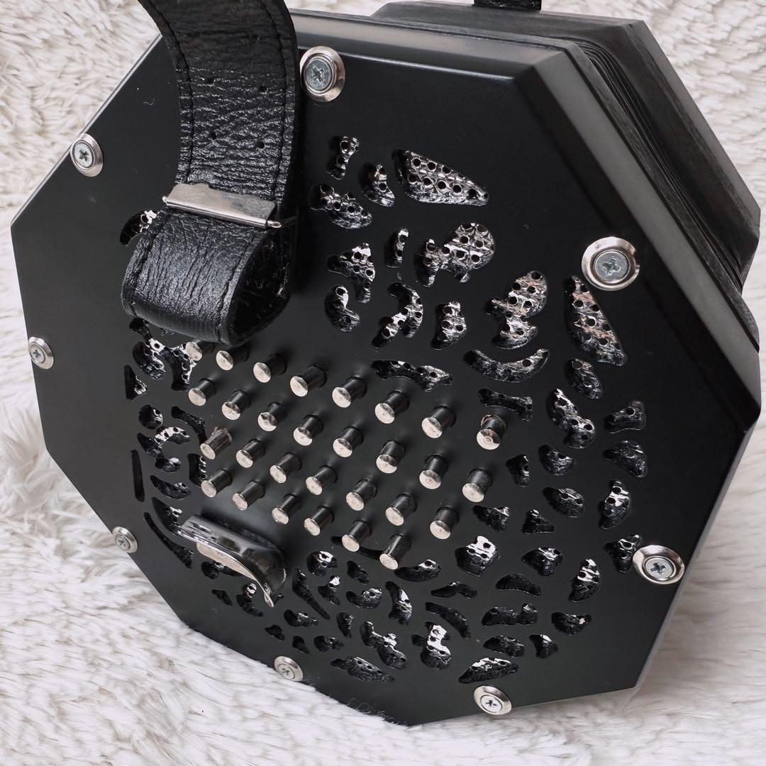 Bastari A-56-N 56ボタン イングリッシュ コンサーティーナ 黒