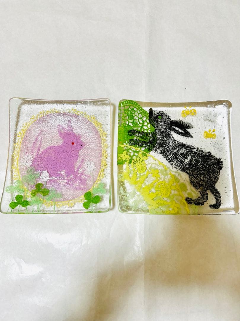 土井朋子　うさぎ　ガラス　皿　2枚セット　プレート　スクエア　作家物　アート