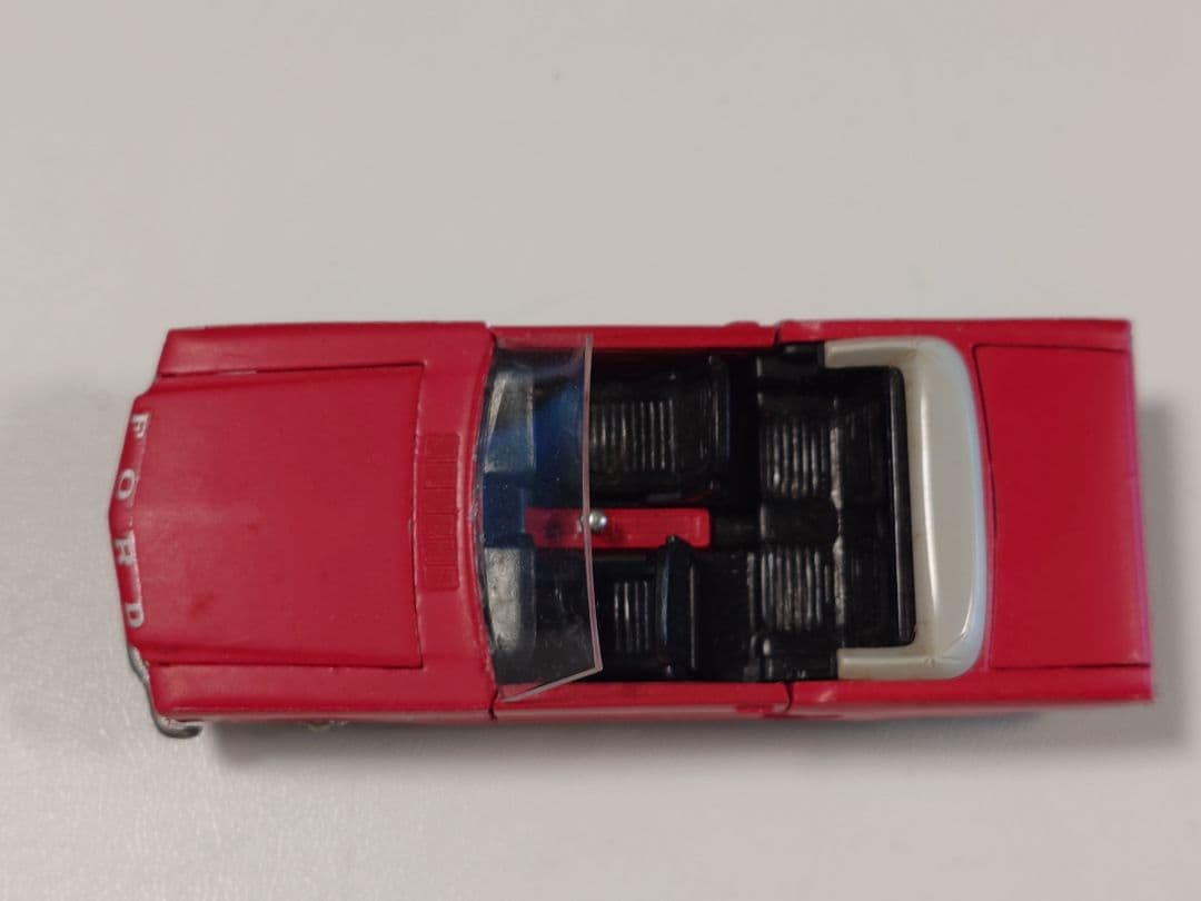 TEKNO NO.833 FORD MUSTANG （赤）