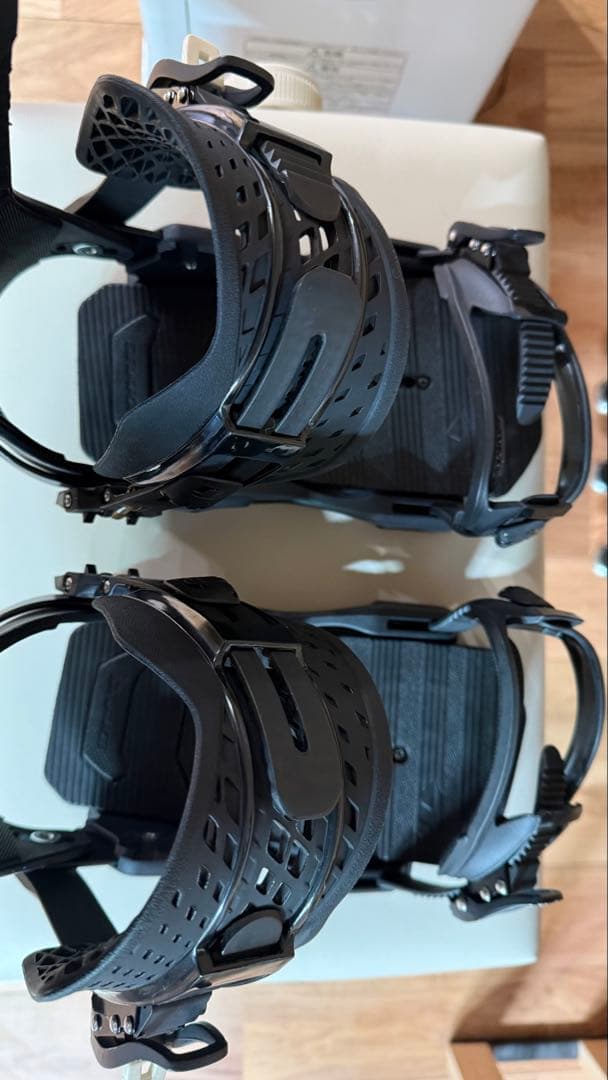 DRAKE SUPERSPORT M/L 美品 ブラック 23/24 値下げ不可