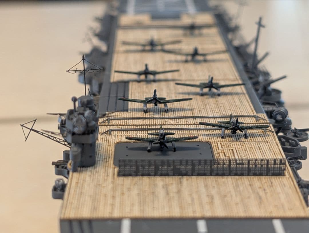 旧日本海軍（帝国海軍）航空母艦　加賀　フルハル　1/700スケール